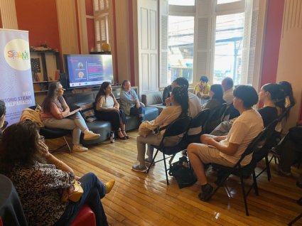 Café STEAM Valparaíso abre el diálogo sobre trayectorias científicas y equidad en STEM