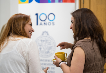 Escuela de Comercio abre convocatoria para servicios de alimentación del Magíster en Gestión 2026