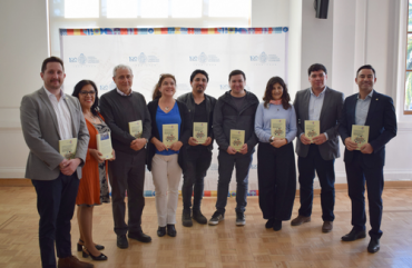 PUCV lanzó libro que reúne experiencias docentes tras comunidad de aprendizaje